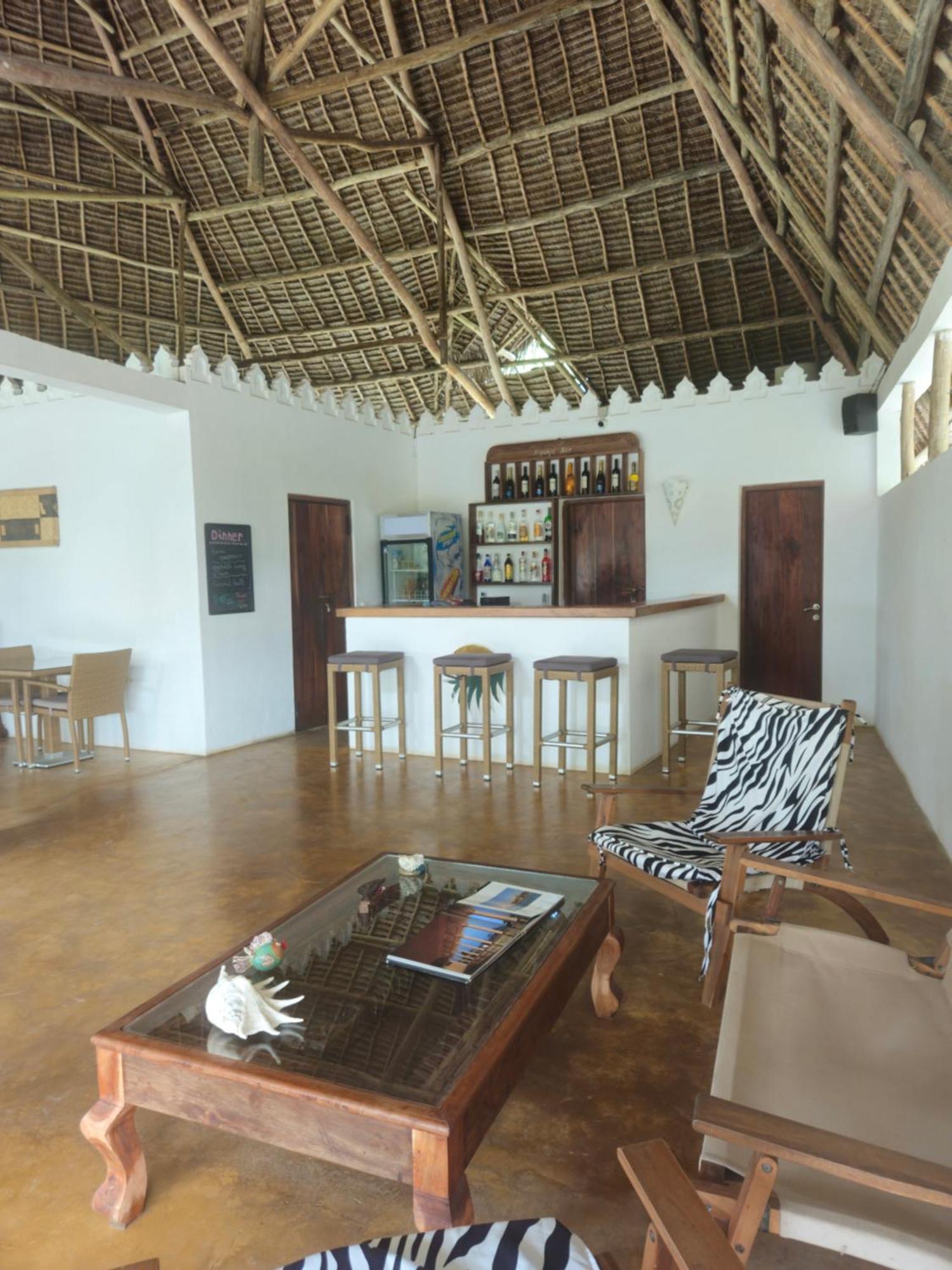 Bed and Breakfast Kiganja Матемве Экстерьер фото
