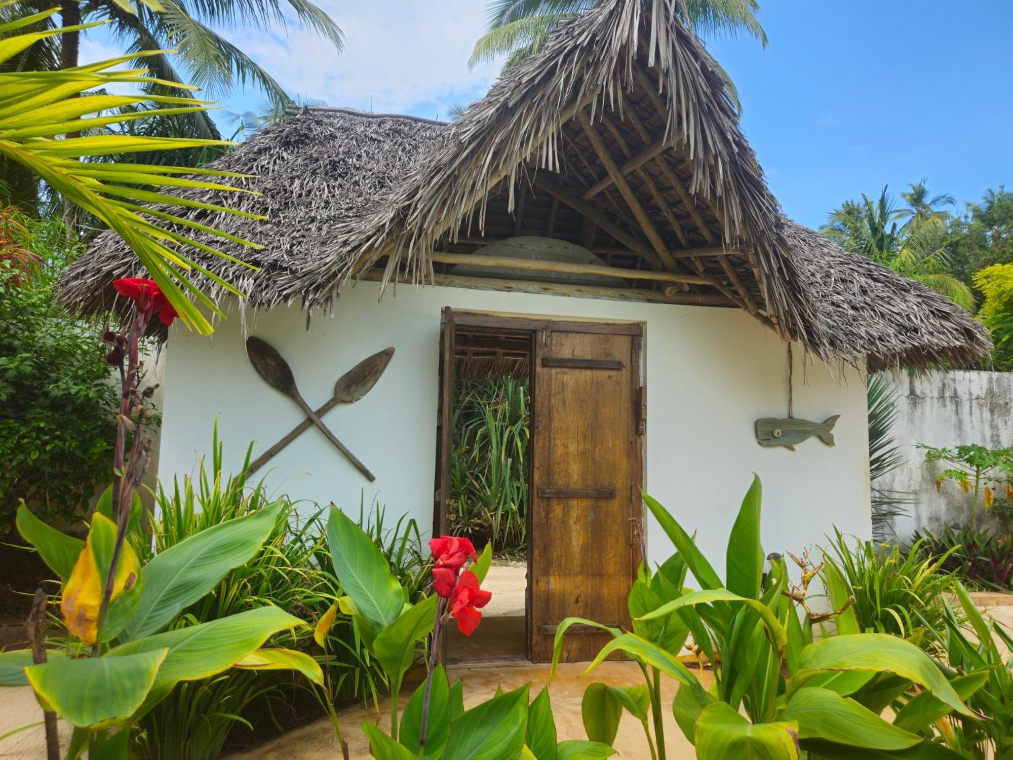 Bed and Breakfast Kiganja Матемве Экстерьер фото