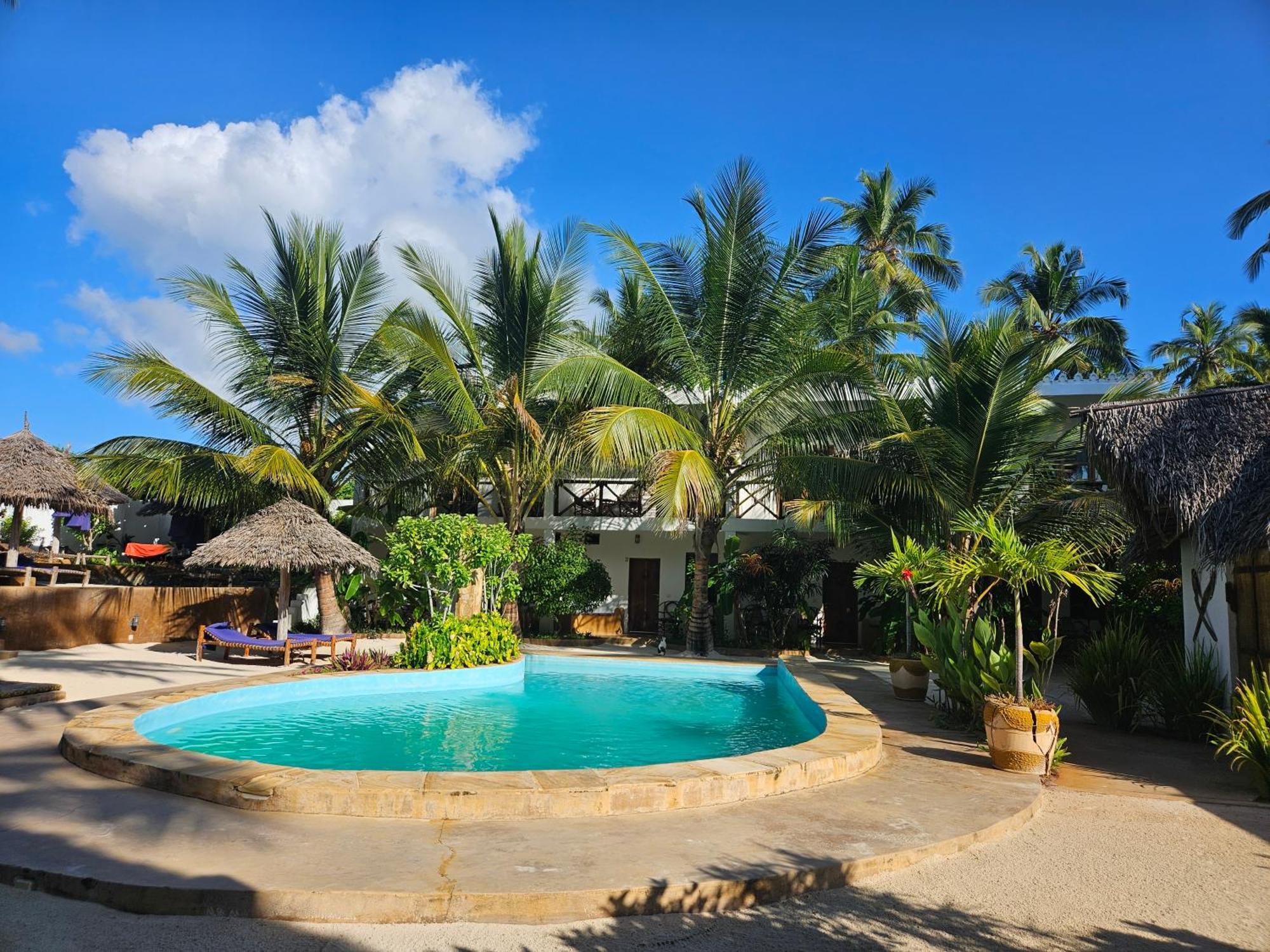 Bed and Breakfast Kiganja Матемве Экстерьер фото