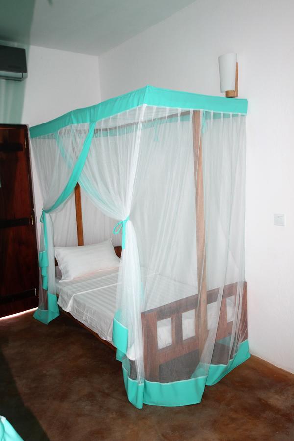 Bed and Breakfast Kiganja Матемве Экстерьер фото