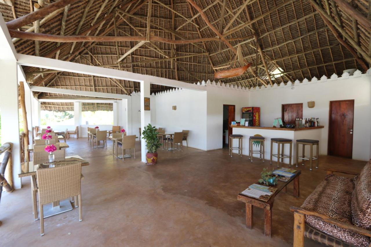 Bed and Breakfast Kiganja Матемве Экстерьер фото