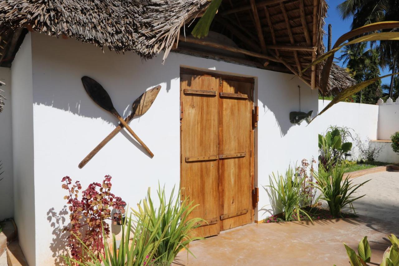 Bed and Breakfast Kiganja Матемве Экстерьер фото