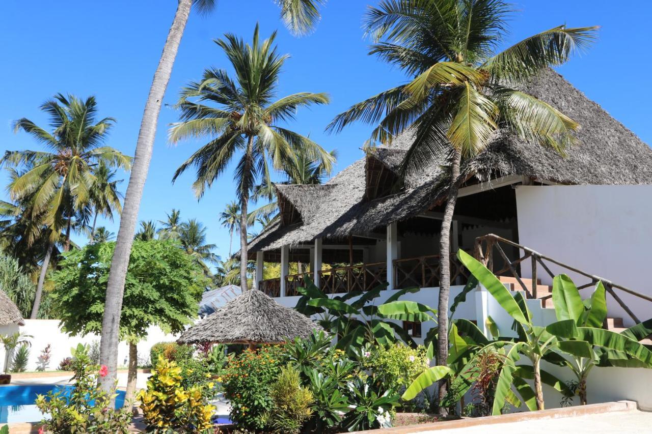 Bed and Breakfast Kiganja Матемве Экстерьер фото