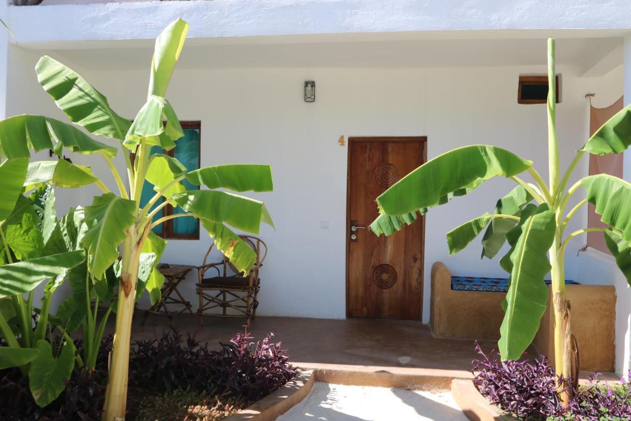 Bed and Breakfast Kiganja Матемве Экстерьер фото
